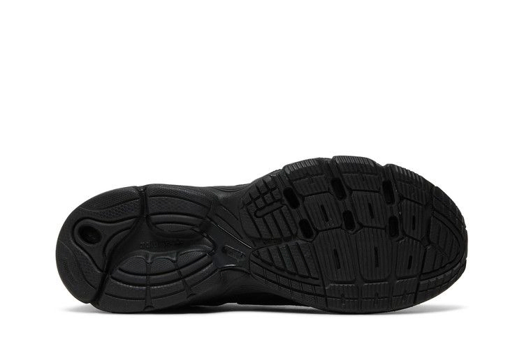 Кроссовки adidas Wmns Astir 'Triple Black'