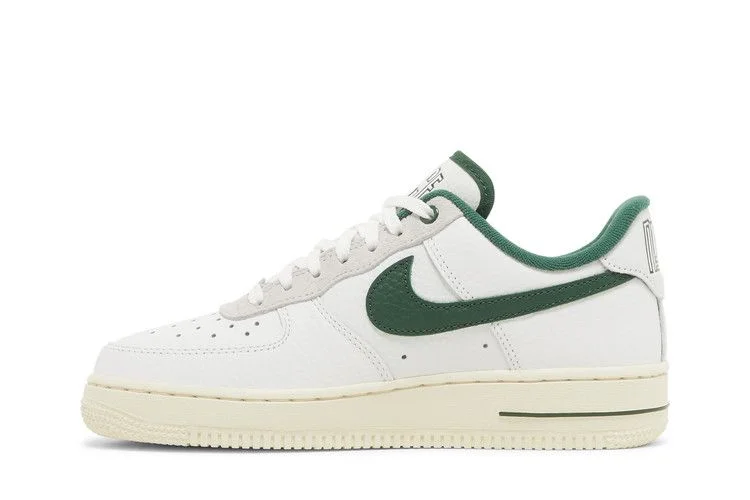 Krossovki-Nike-Wmns-Air-Force-1-07-LX-Command-Force-Gorge-Green-2