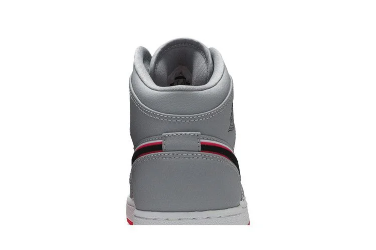 Krossovki-Air-Jordan-1-Mid-GS-Wolf-Grey-Pink-6