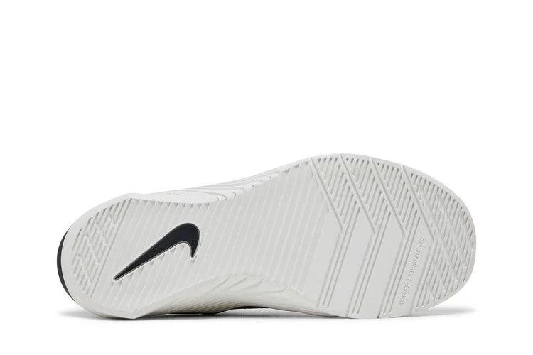 Кроссовки Nike Wmns Metcon 6 'Light Orewood Brown'
