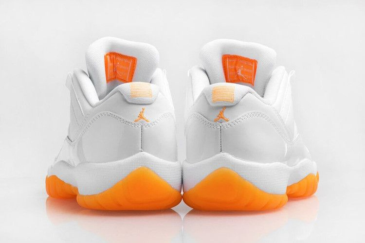 Кроссовки Wmns Air Jordan 11 Retro Low 'Citrus' 2001