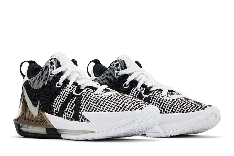 lebron-witness-7-ep-white-black-dm1122-100_07