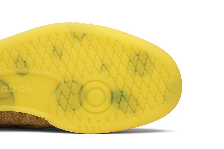 Кроссовки Reebok Tom & Jerry x Club C Revenge Low 'Jerry'