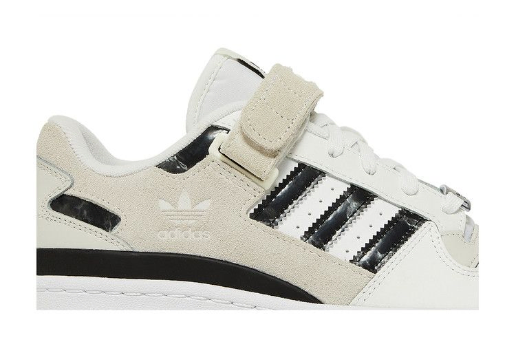 wmns-forum-low-white-black-gy9463_01