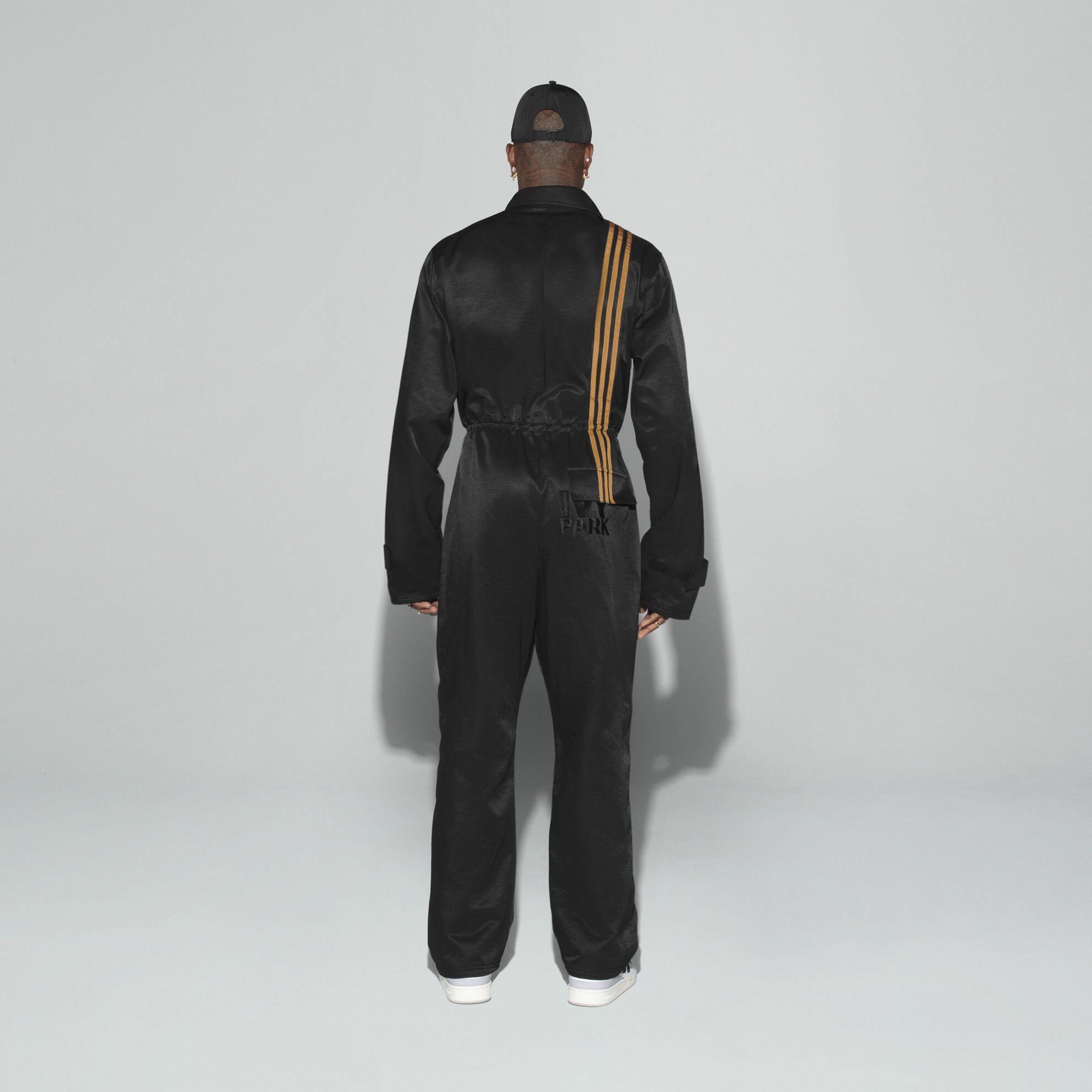 adidas-Ivy-Park-3-Stripes-Jumpsuit-Gender-Neutral-Black-10