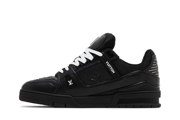 Кроссовки Louis Vuitton Trainer 'Embossed Monogram - Black'