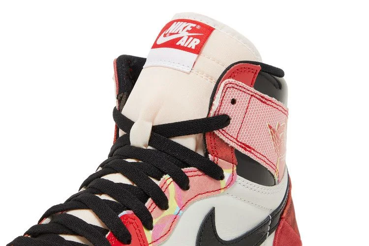 Krossovki-Marvel-x-Air-Jordan-1-Retro-High-OG-Next-Chapter-9