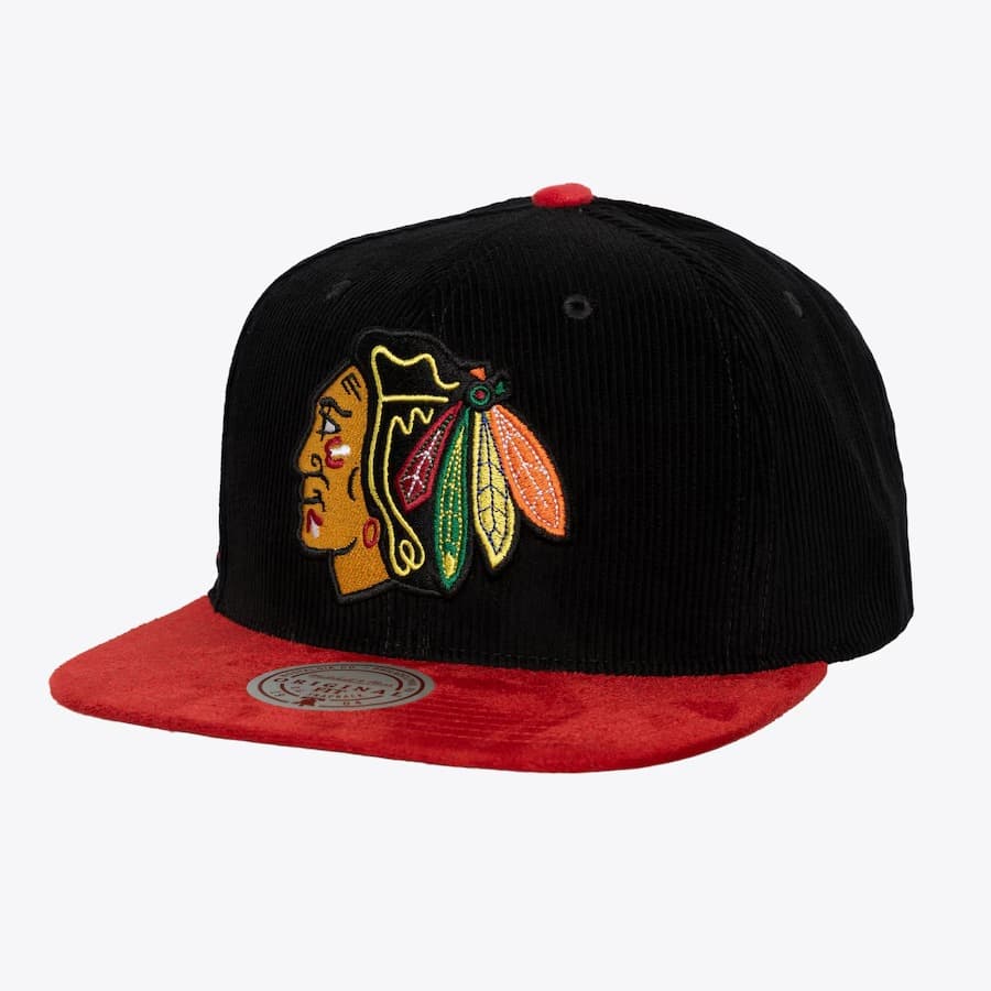 Бейсболка Mitchell & Ness Black Red Chicago Blackhawks Sueduroy Snapback Hat