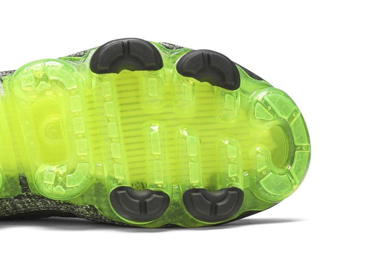 Кроссовки Nike Air VaporMax Flyknit 3 'Grey Volt'