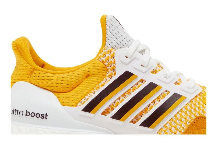 Krossovki-NCAA-x-adidas-UltraBoost-1.0-Arizona-State-Sun-Devils-1