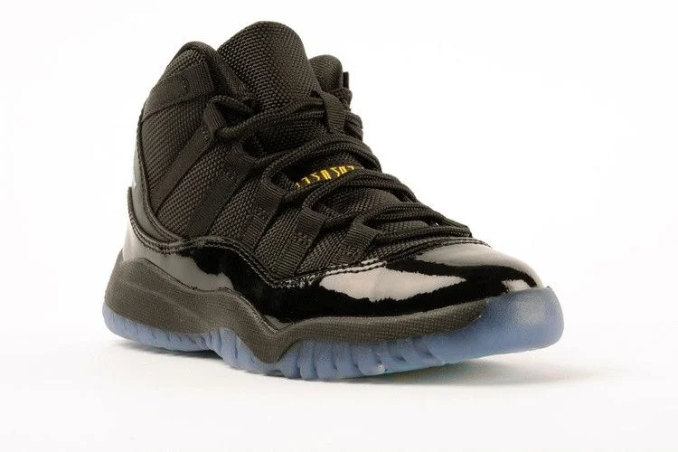 Krossovki-Air-Jordan-11-Retro-PS-Gamma-Blue-1