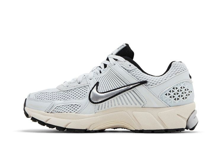 Кроссовки Nike Wmns Air Zoom Vomero 5 'Platinum Light Orewood Brown'