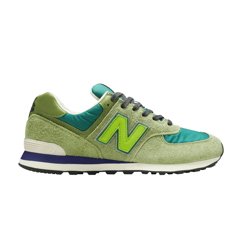 Krossovki-Stray-Rats-x-New-Balance-574-Green
