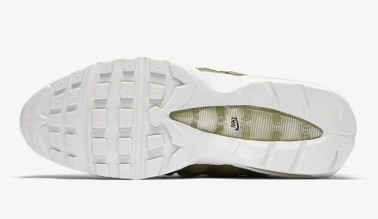 Кроссовки Nike Air Max 95 Essential 'Trooper'