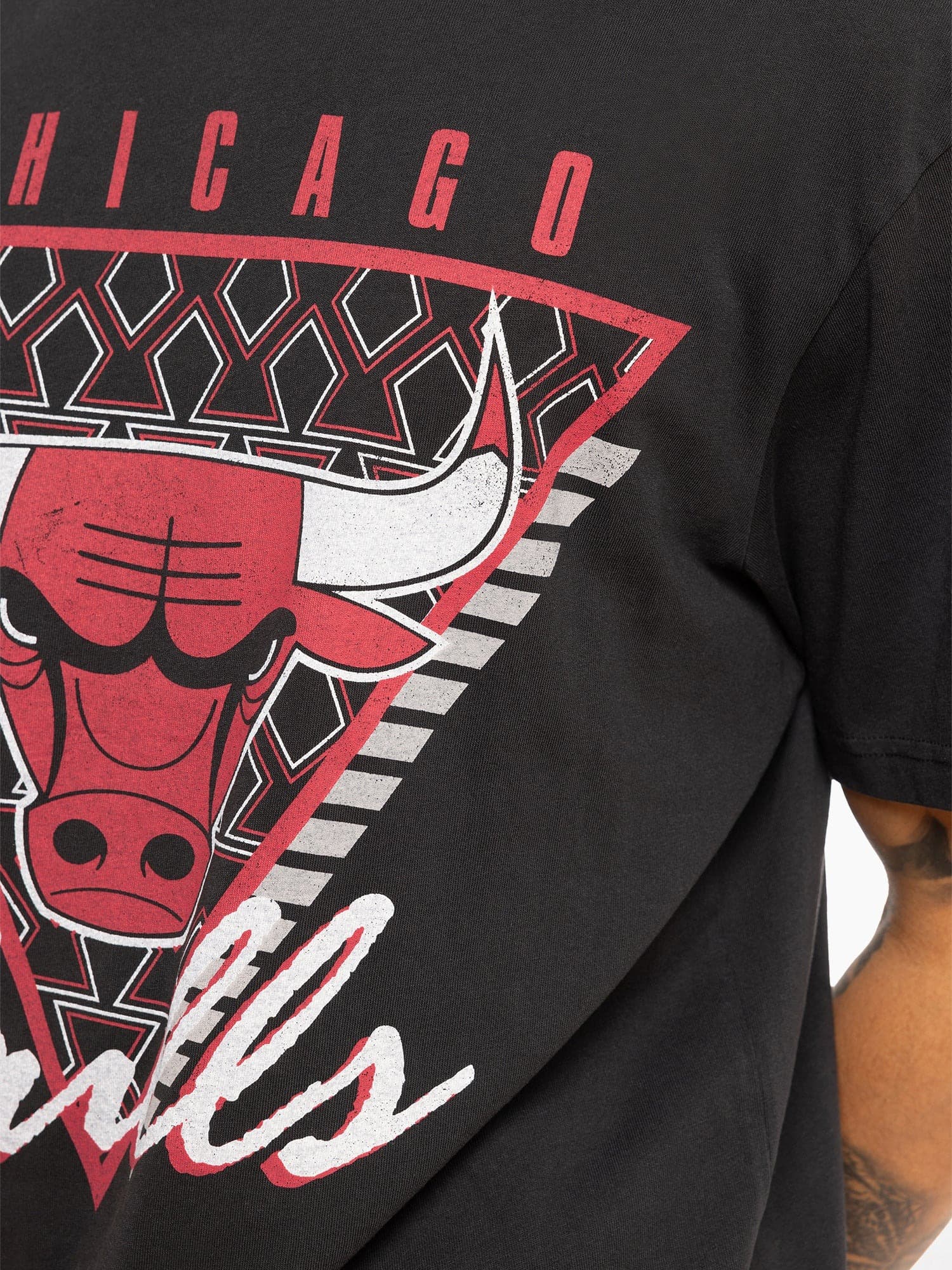 Футболка Mitchell & Ness Chicago Bulls Tri Logo Vintage T-Shirt