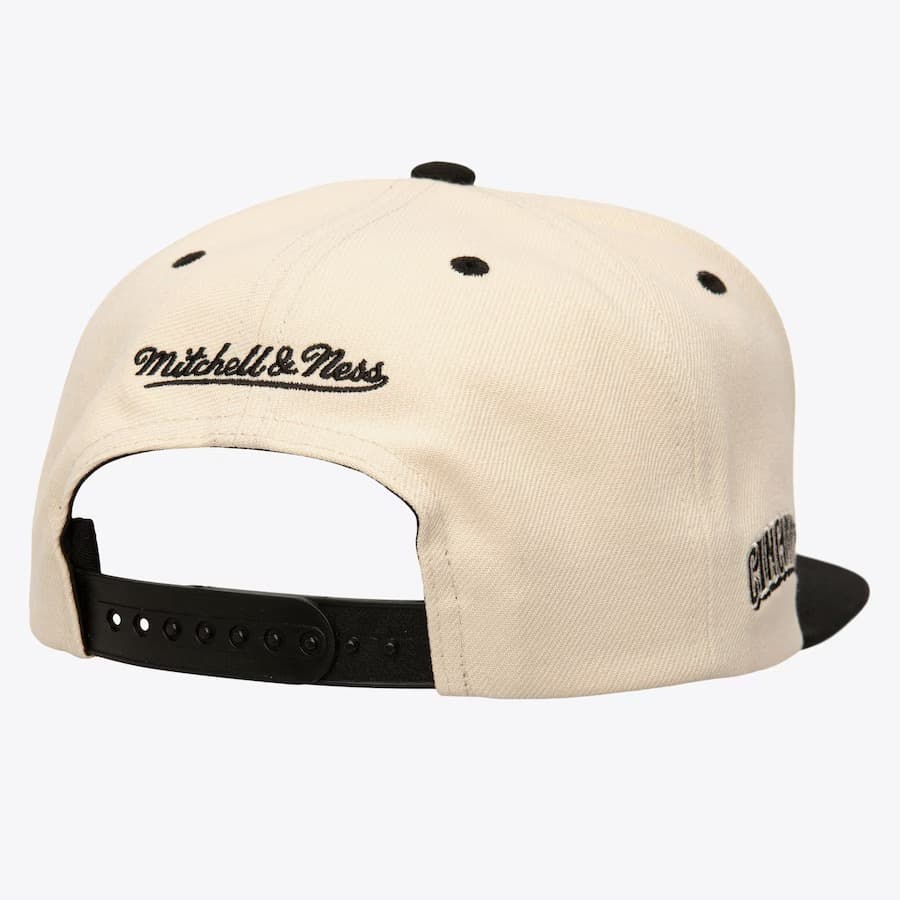 Бейсболка Mitchell & Ness Cream Black Cincinnati Reds Logo Snapback Hat