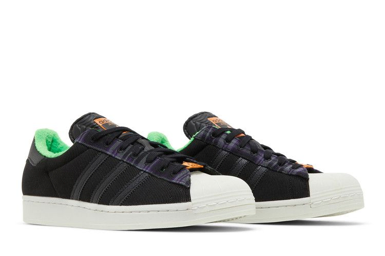 superstar-halloween-h00215_07
