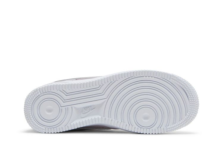 Кроссовки Nike Wmns Air Force 1 '07 Essential 'Venice Metallic Silver'