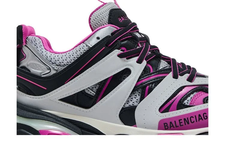 Krossovki-Balenciaga-Wmns-Track-Sneaker-Grey-Pink-1