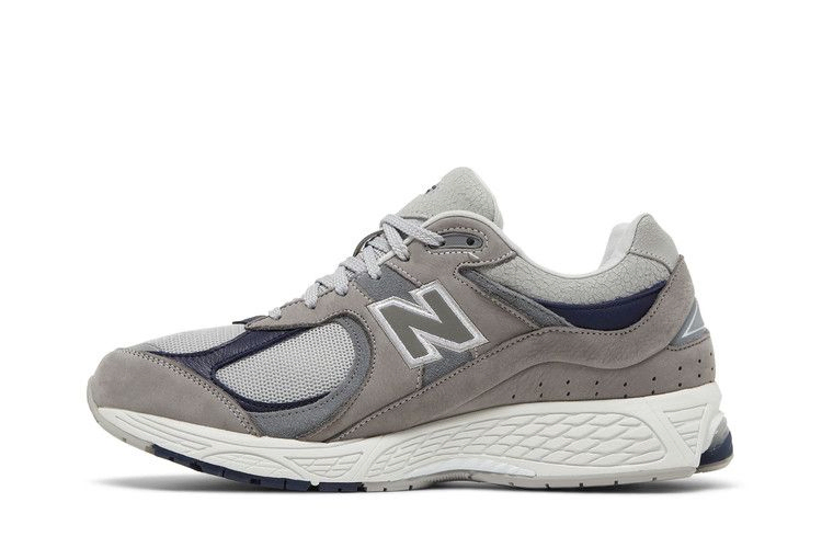 Кроссовки thisisneverthat x New Balance 2002R 'The 2022 Downtown Run'