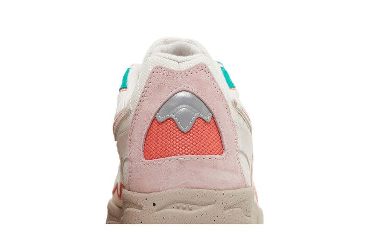 Кроссовки Saucony 3D Grid Hurricane Premium 'Sand'