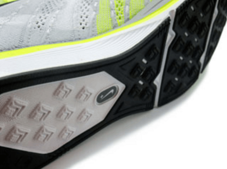 Кроссовки Nike Flyknit Trainer + 'Volt White'