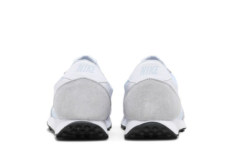 wmns-daybreak-football-grey-ck2351-009_05
