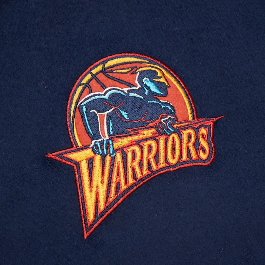 Бомбер Mitchell & Ness Navy Golden State Warriors Team History Vintage Logo Full-Snap Varsity Jacket