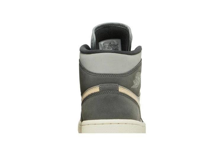 Кроссовки Wmns Air Jordan 1 Mid 'Iron Grey Onyx'