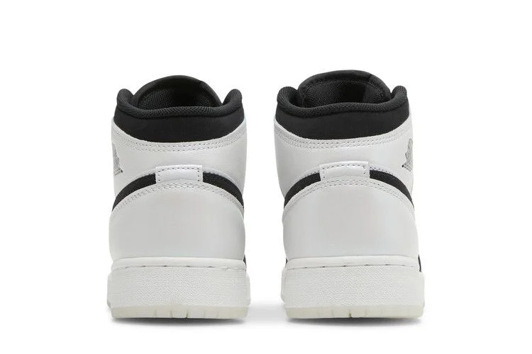 Krossovki-Air-Jordan-1-Mid-SE-GS-Diamond-5