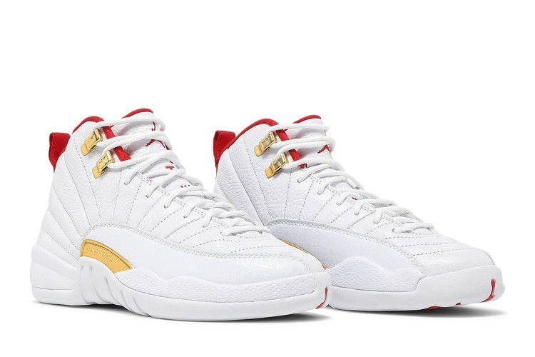 air-jordan-12-retro-gs-fiba-153265-107_07