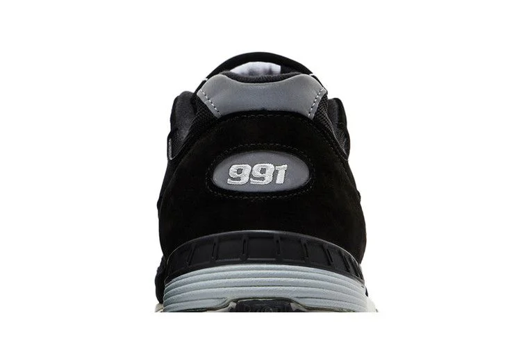 Кроссовки New Balance 991 Made in England 'Black Silver'