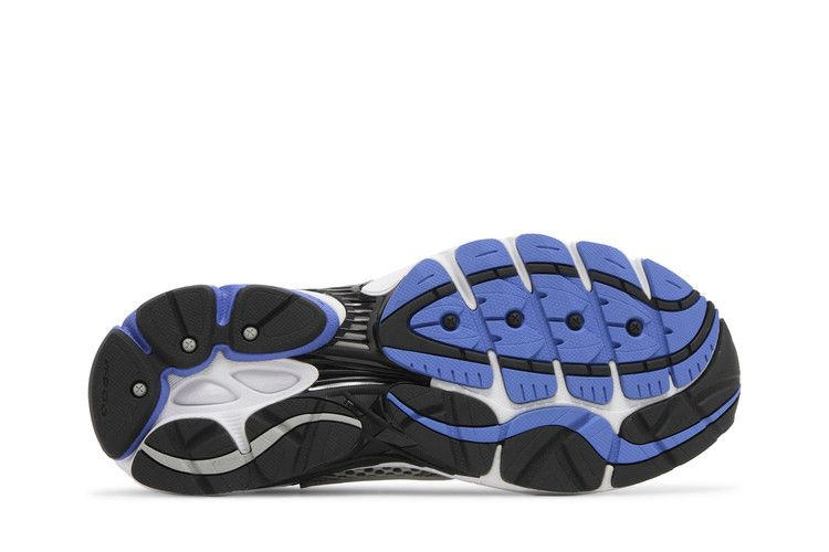 og-progrid-omni-9-white-silver-blue-s70739-2_03