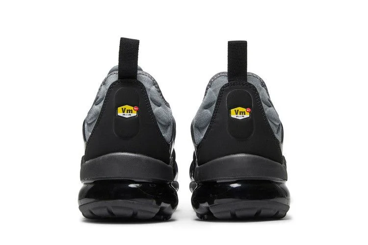 Кроссовки Nike Air VaporMax Plus 'Cool Grey'