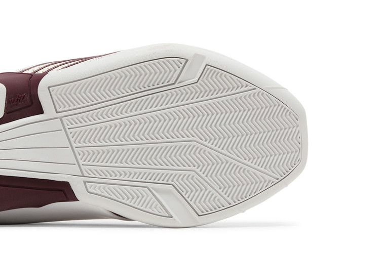t-mac-2-restomod-white-maroon-hq6977_04