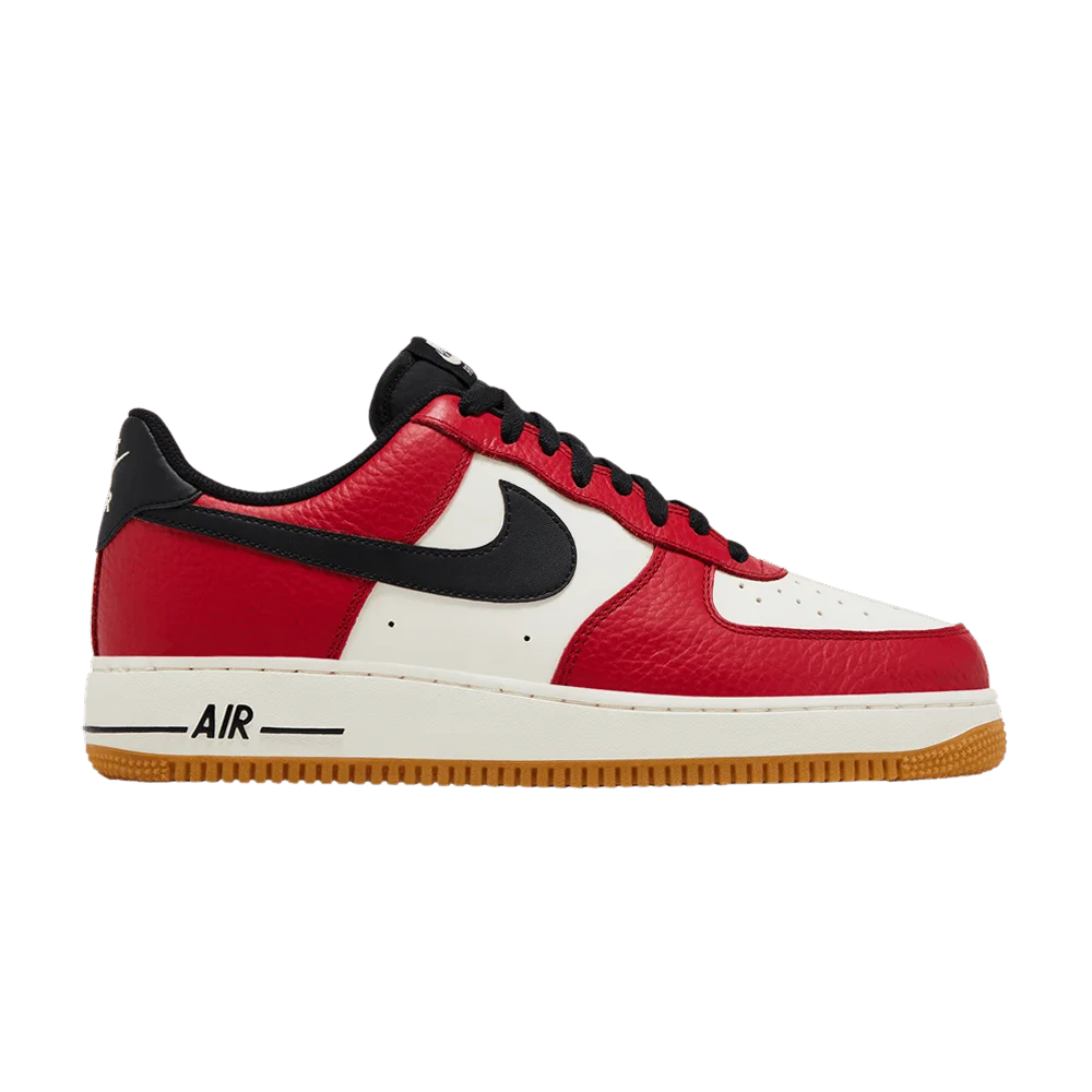 Krossovki-Nike-Air-Force-1-Gym-Red