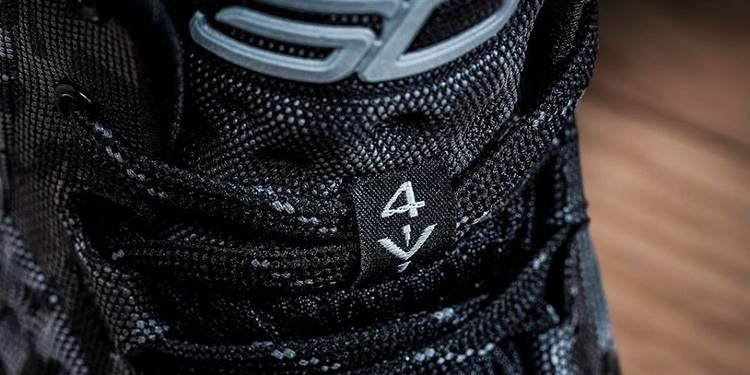 Кроссовки Under Armour Curry 1 'MI30'