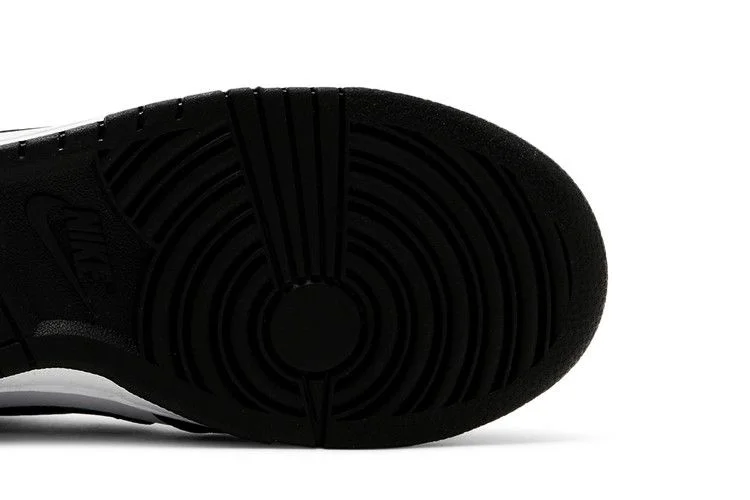 Кроссовки Nike Wmns Dunk Low Next Nature 'Black White - White Sockliner'
