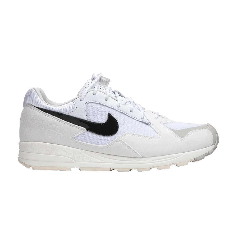 Krossovki-Fear-Of-God-x-Nike-Air-Skylon-2-White