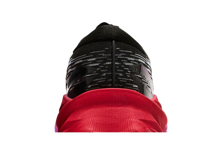 wmns-novablast-3-black-soft-sky-1012b288-002_06