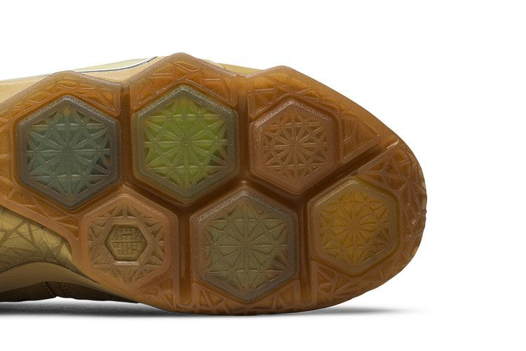 Кроссовки Nike LeBron 12 EXT 'Wheat'