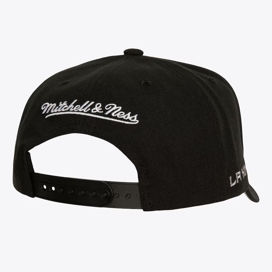 Бейсболка Mitchell & Ness Black Los Angeles Kings Team Flip Pro Vintage Snapback Hat
