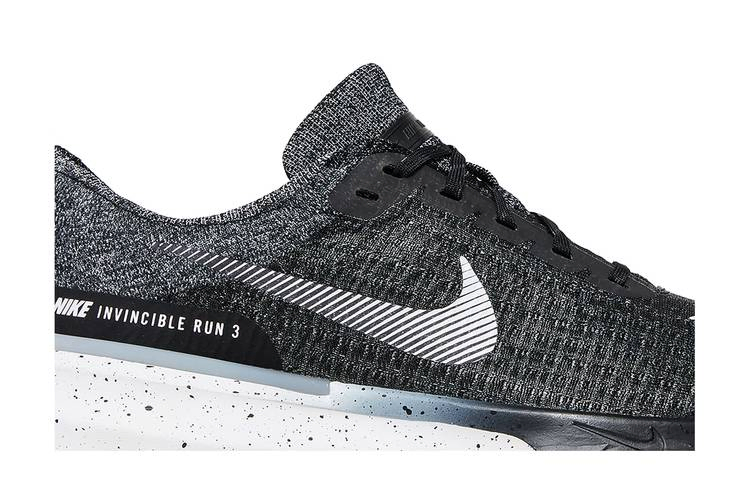 Кроссовки Nike ZoomX Invincible Run Flyknit 3 'Oreo'