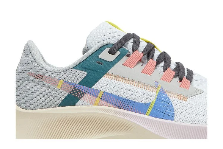 Кроссовки Nike Wmns Air Zoom Pegasus 38 Premium 'Blue Tint Regal Pink'