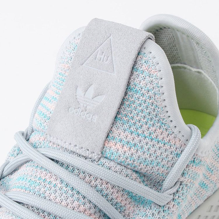 Кроссовки Pharrell x adidas Tennis Hu 'Blue Pink'