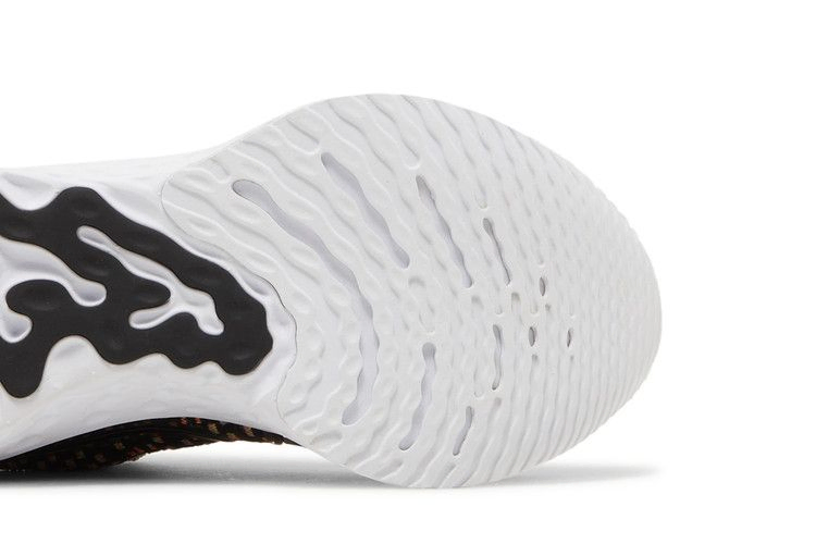 wmns-react-infinity-run-flyknit-3-black-multi-dd3024-002_04