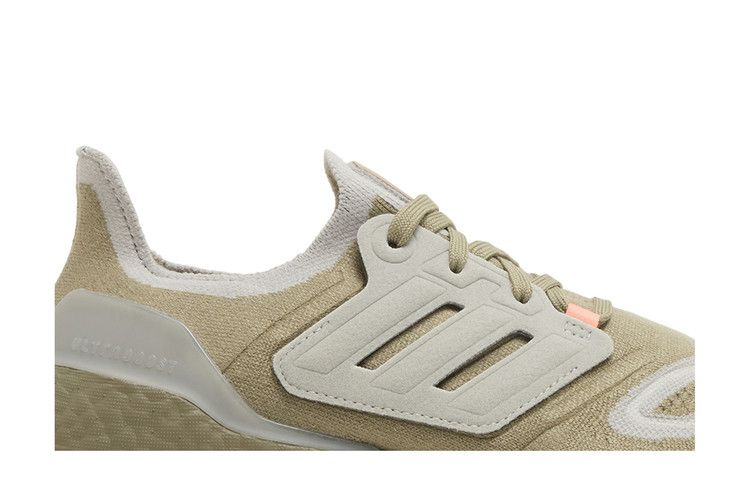ultraboost-22-orbit-green-beam-orange-gx9140_01