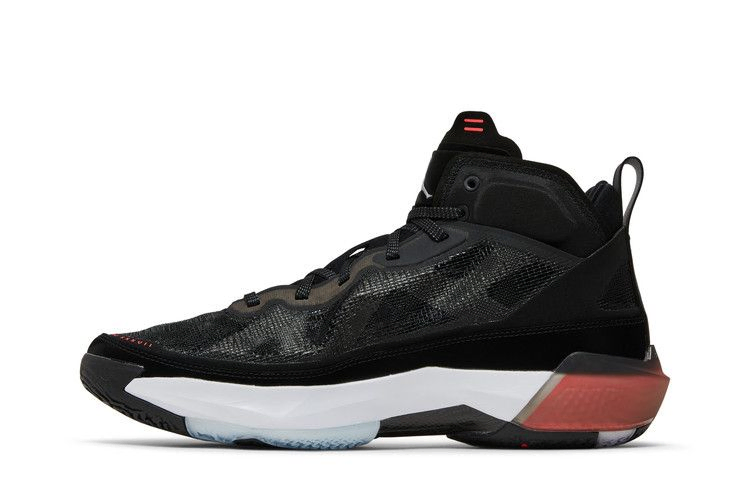 air-jordan-37-black-hot-punch-dd6958-091_02