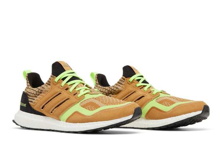 ultraboost-5-0-dna-mesa-signal-green-gx5255_07