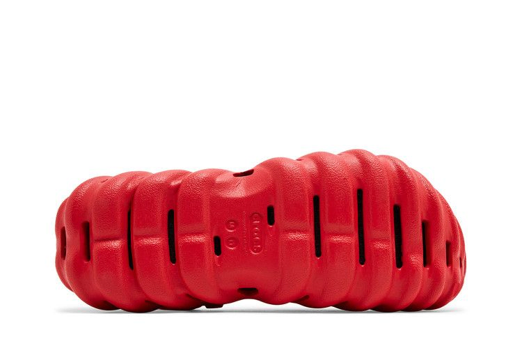 Кроссовки Crocs Echo Clog 'Varsity Red'